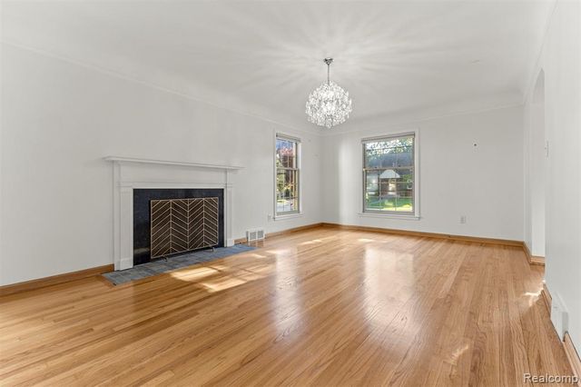411 S Lafayette Street, Dearborn, MI 48124