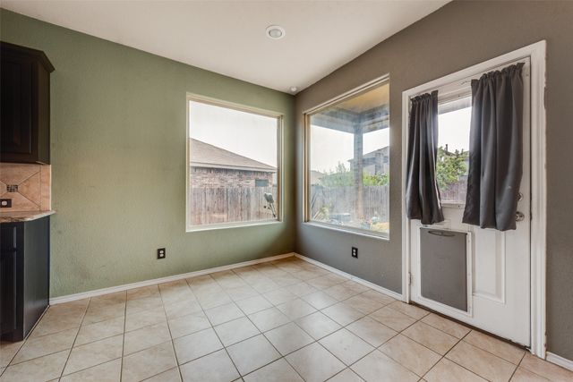 1733 Falling Star Drive, Fort Worth, TX 76052