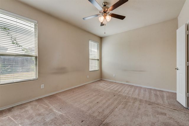 1733 Falling Star Drive, Fort Worth, TX 76052