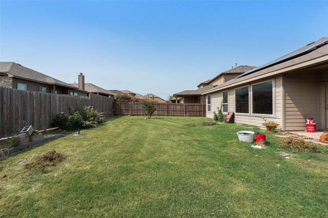 1733 Falling Star Drive, Fort Worth, TX 76052