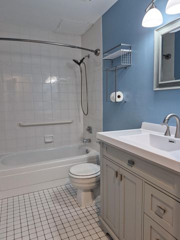 4625 Minnetonka Boulevard 205, Saint Louis Park, MN 55416