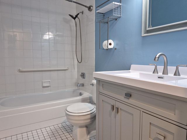 4625 Minnetonka Boulevard 205, Saint Louis Park, MN 55416