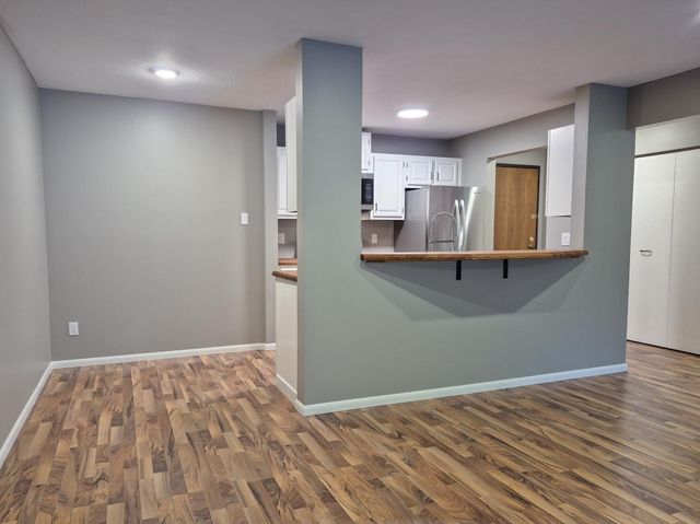 4625 Minnetonka Boulevard 205, Saint Louis Park, MN 55416