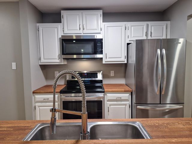 4625 Minnetonka Boulevard 205, Saint Louis Park, MN 55416