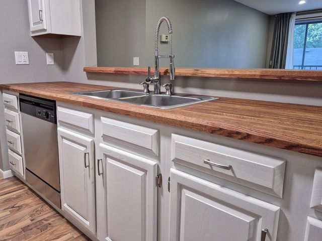 4625 Minnetonka Boulevard 205, Saint Louis Park, MN 55416