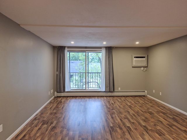 4625 Minnetonka Boulevard 205, Saint Louis Park, MN 55416