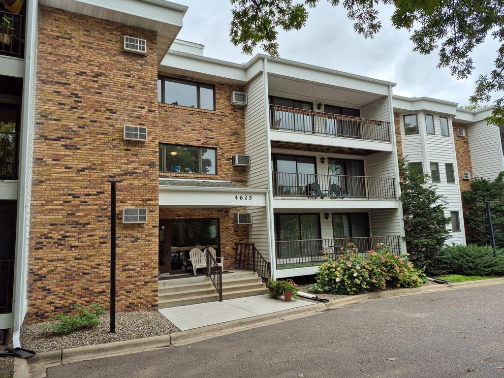 4625 Minnetonka Boulevard 205, Saint Louis Park, MN 55416