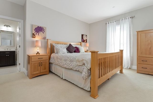 441 Essex Street 302, Swampscott, MA 01907