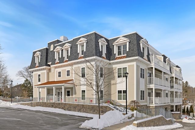 441 Essex Street 302, Swampscott, MA 01907