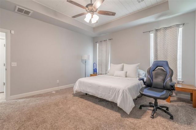 11216 SW 42nd Court, Mustang, OK 73064