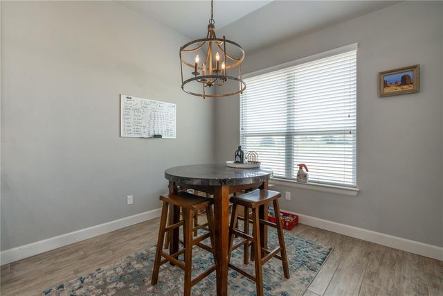 11216 SW 42nd Court, Mustang, OK 73064