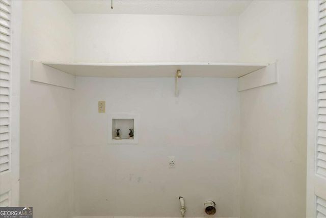 929 Glynn Oaks Drive, Clarkston, GA 30021