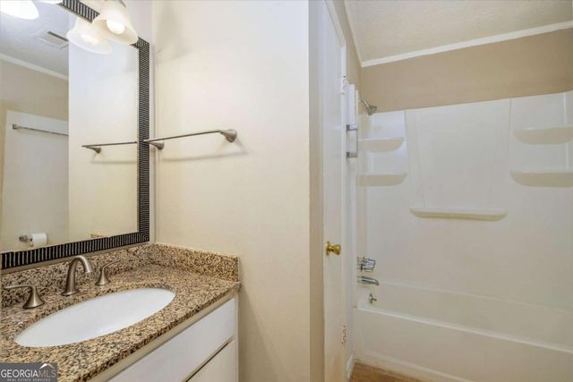 929 Glynn Oaks Drive, Clarkston, GA 30021