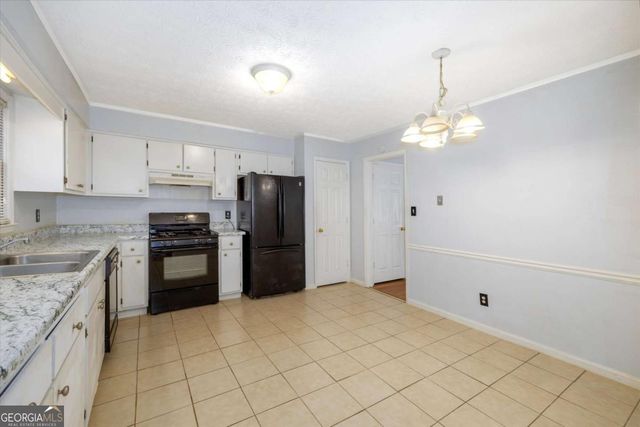 929 Glynn Oaks Drive, Clarkston, GA 30021