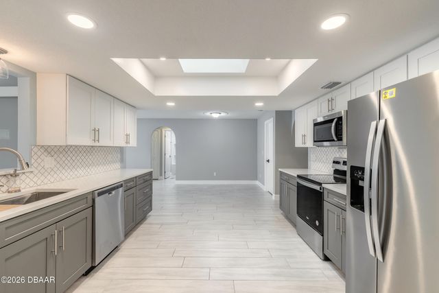 2509 Milton Avenue, New Smyrna Beach, FL 32168