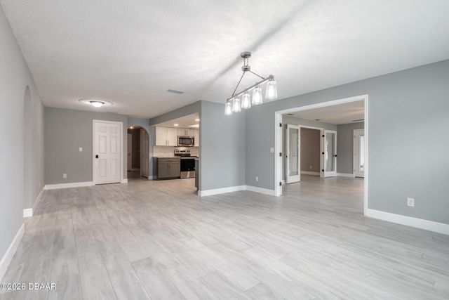 2509 Milton Avenue, New Smyrna Beach, FL 32168