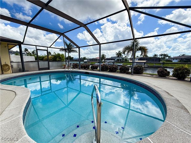 1136 SE 32nd ST, Cape Coral, FL 33904