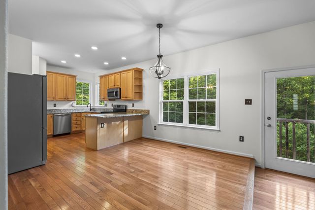 210 WALNUT CREEK RD, Huntingtown, MD 20639