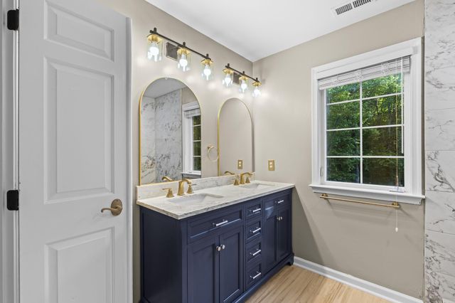 210 WALNUT CREEK RD, Huntingtown, MD 20639