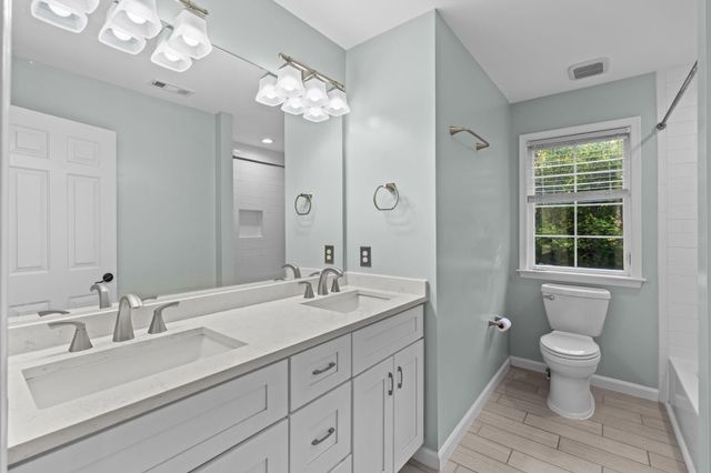 210 WALNUT CREEK RD, Huntingtown, MD 20639
