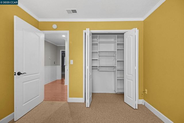 61 Fountainhead Ct, Martinez, CA 94553