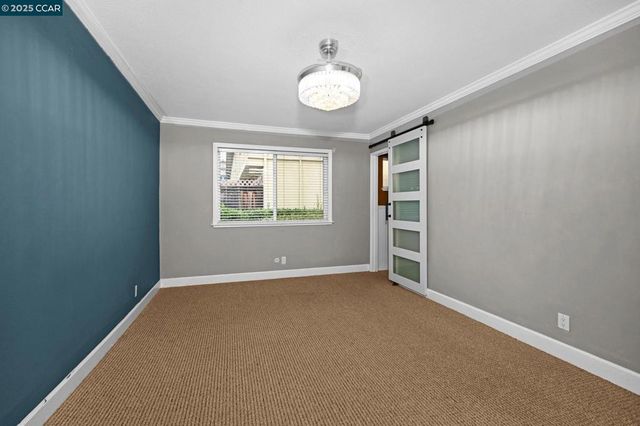 61 Fountainhead Ct, Martinez, CA 94553