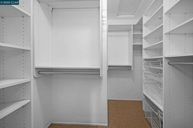 61 Fountainhead Ct, Martinez, CA 94553