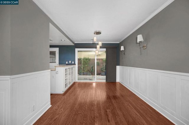 61 Fountainhead Ct, Martinez, CA 94553