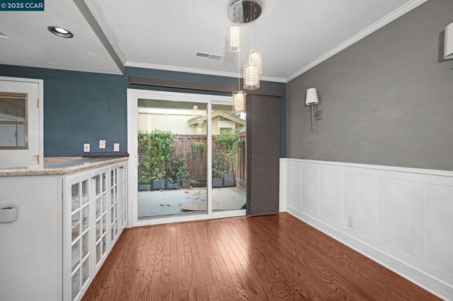 61 Fountainhead Ct, Martinez, CA 94553