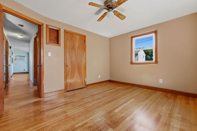 15 Carol Ann Rd, Peabody, MA 01960