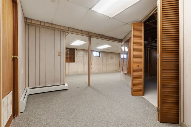 15 Carol Ann Rd, Peabody, MA 01960
