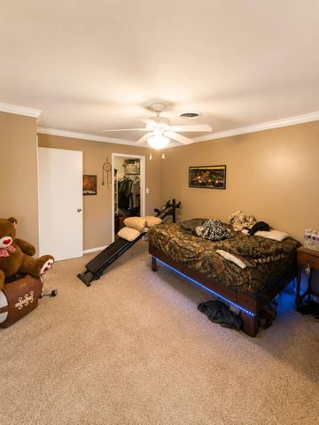 2912 Avenue K, Bay City, TX 77414