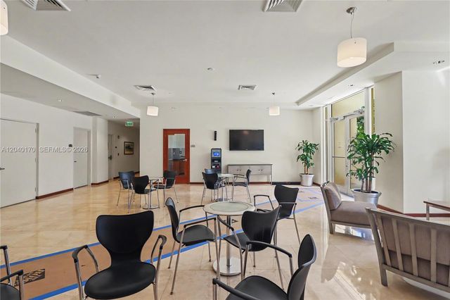 2475 Brickell Ave 704, Miami, FL 33129