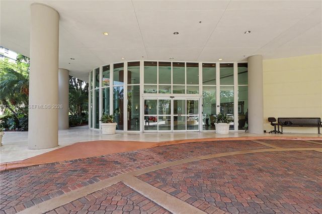 2475 Brickell Ave 704, Miami, FL 33129
