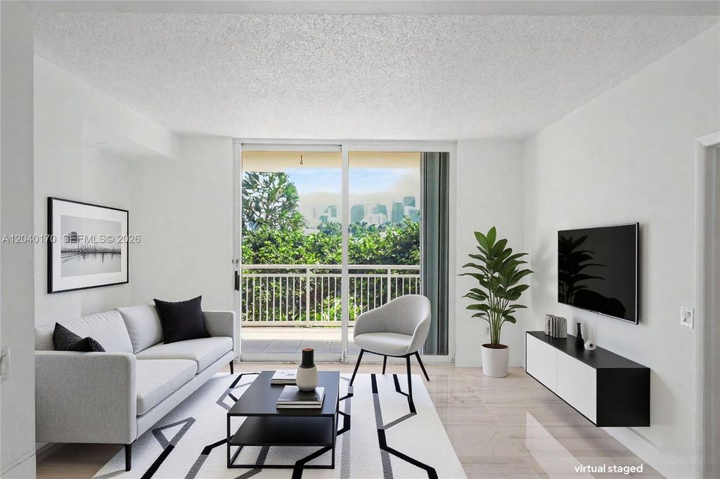 2475 Brickell Ave 704, Miami, FL 33129