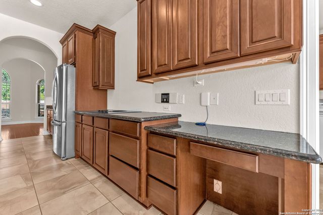 732 Pr 1712, Mico, TX 78056