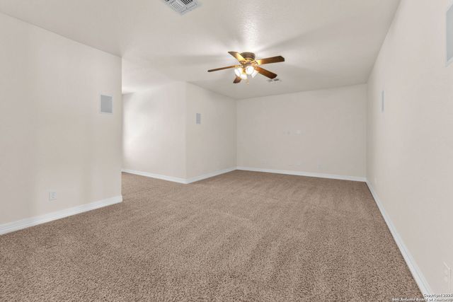 732 Pr 1712, Mico, TX 78056