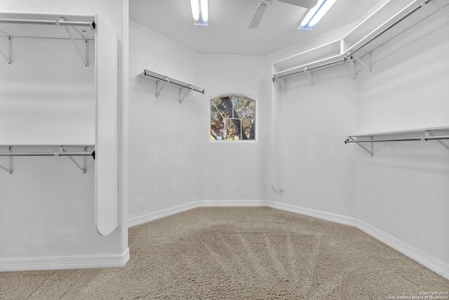 732 Pr 1712, Mico, TX 78056