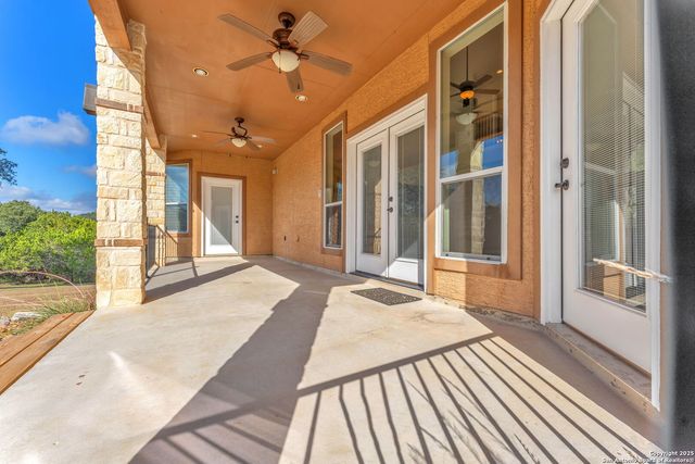 732 Pr 1712, Mico, TX 78056