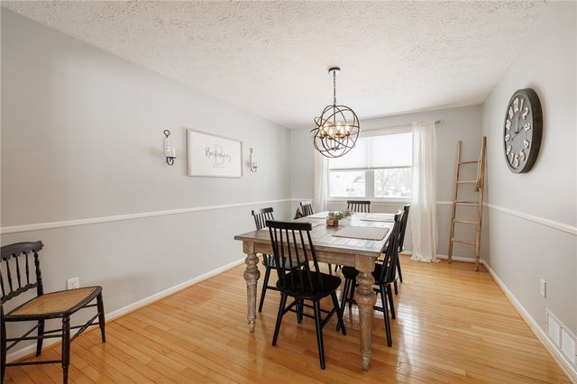 36 Craftwood Lane, Greece, NY 14468