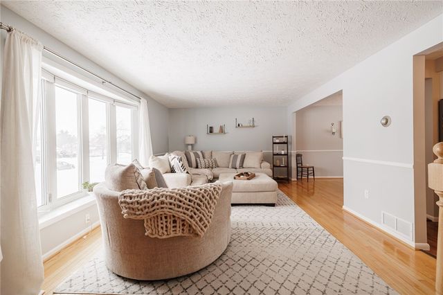 36 Craftwood Lane, Greece, NY 14468