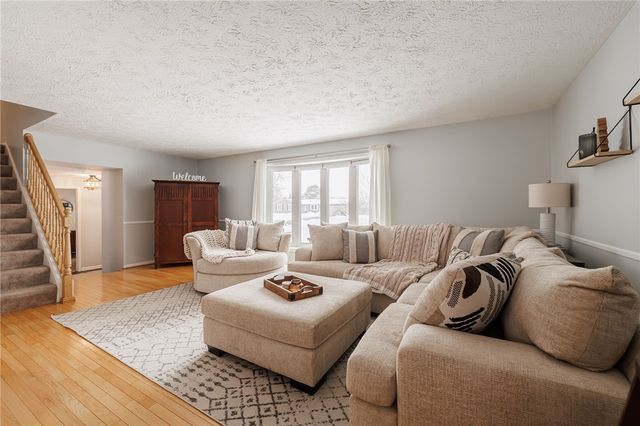 36 Craftwood Lane, Greece, NY 14468