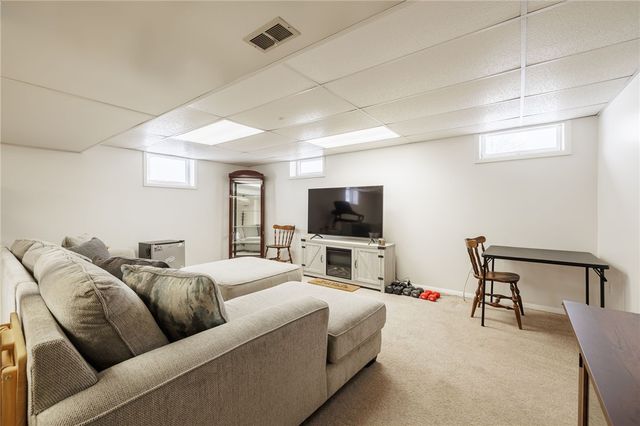 36 Craftwood Lane, Greece, NY 14468