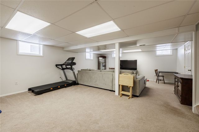 36 Craftwood Lane, Greece, NY 14468