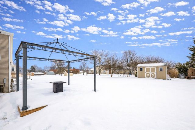 36 Craftwood Lane, Greece, NY 14468