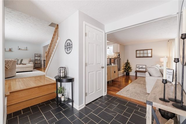 36 Craftwood Lane, Greece, NY 14468