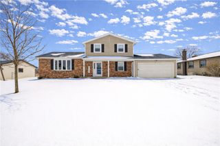 36 Craftwood Lane, Greece, NY 14468