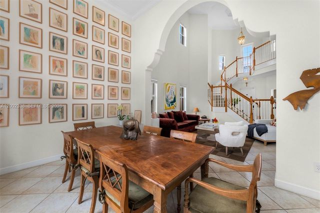 6914 NW 113th Pl, Doral, FL 33178