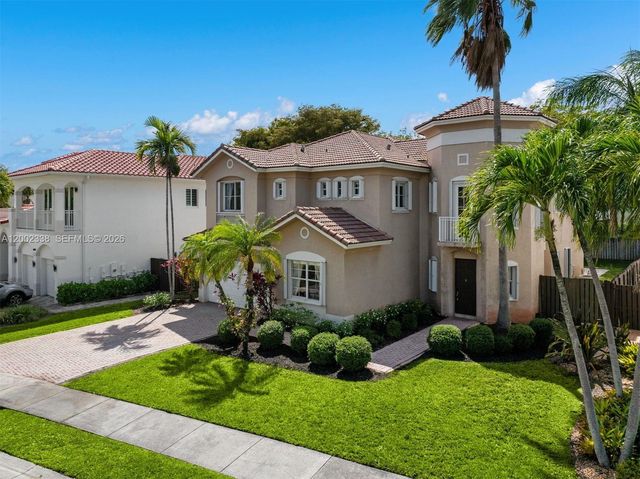 6914 NW 113th Pl, Doral, FL 33178