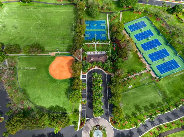 6914 NW 113th Pl, Doral, FL 33178